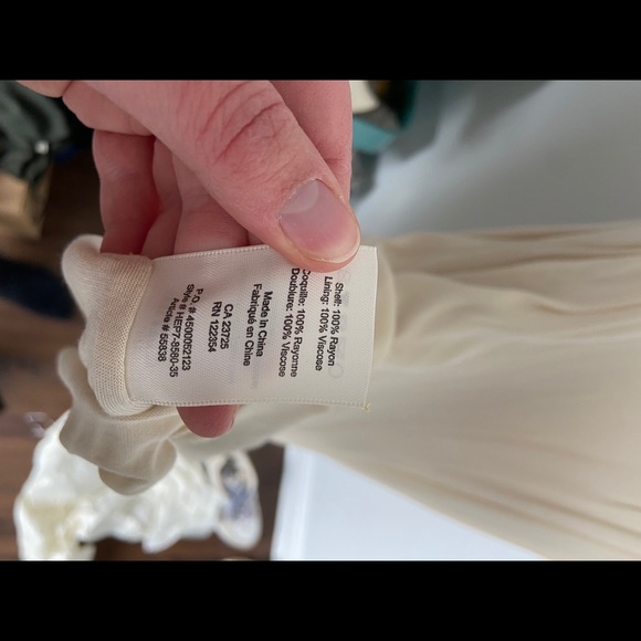 Aritzia Vivienne Dress - Picture 4 of 6